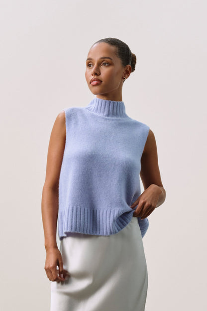 LOUISA SLEEVELESS MOCK NECK