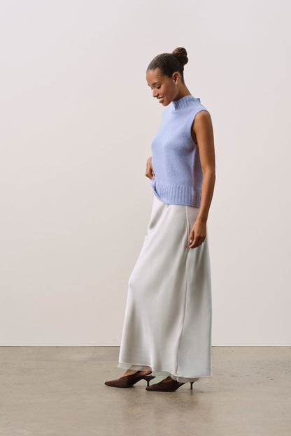 LOUISA SLEEVELESS MOCK NECK